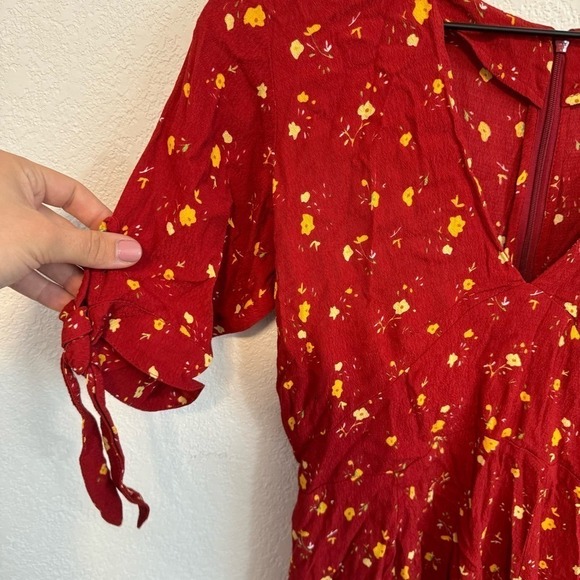 With Jean Beaucoup Floral Plunge V-Neck Short Sleeve Summer Mini Dress Red S - Picture 6 of 13